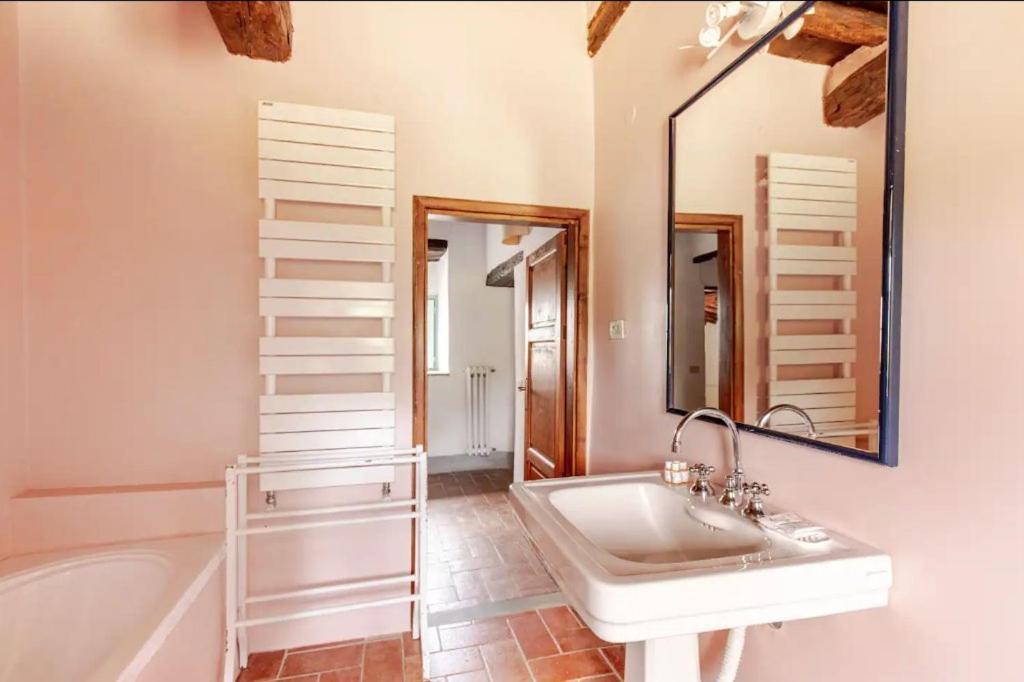 Villa Il Poggio เกรเว อิน เคียนตี ภายนอก รูปภาพ